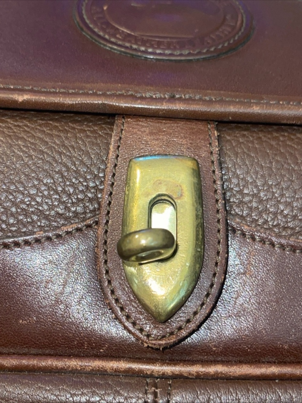 Vintage Dooney & Bourke Chocolate AWL Leather Crossbody Shoulder Bag - Picture 5 of 17